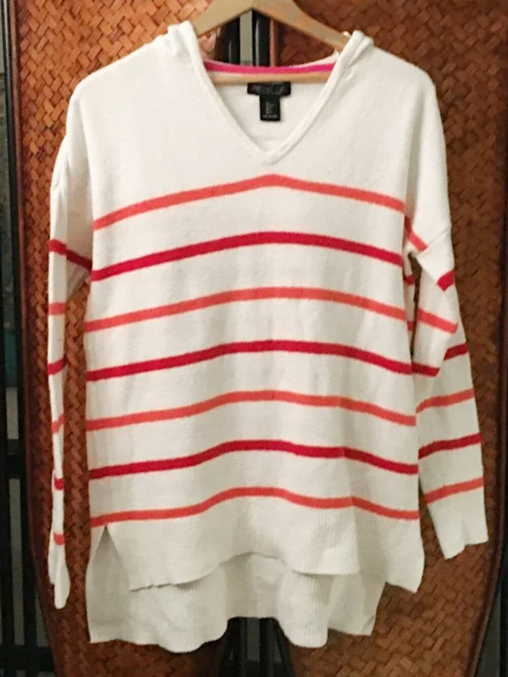 Candy Cane Striped Hooded Sweater S Red White Nubby Knit V-Neck